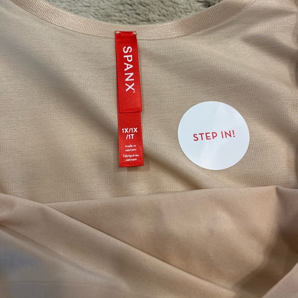 NWT💕SPANX Thinstincts 2.0 Tank Size 1X - Picture 7 of 9